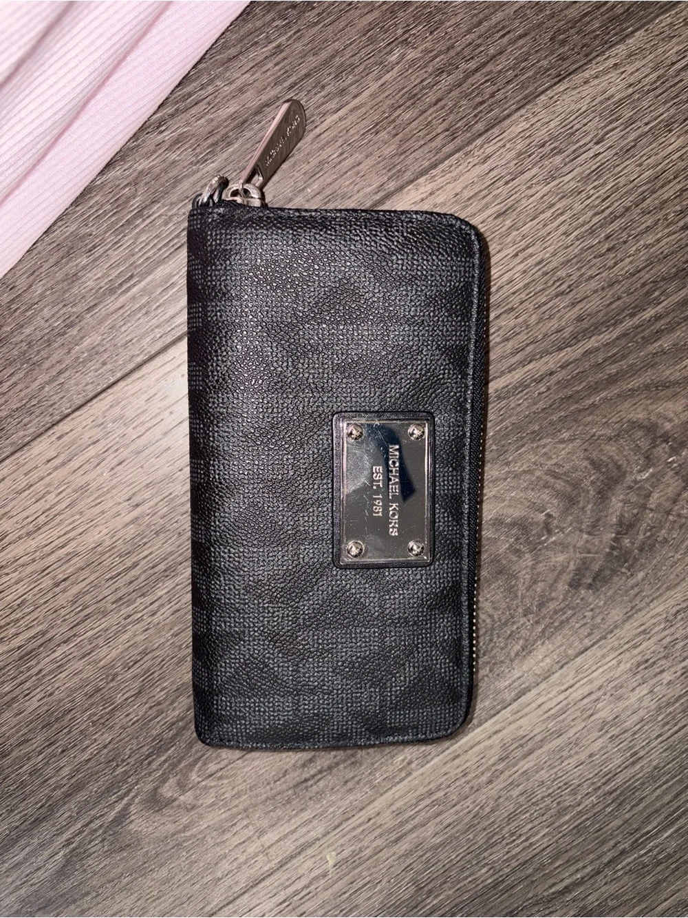 Michael Kors black pebbled